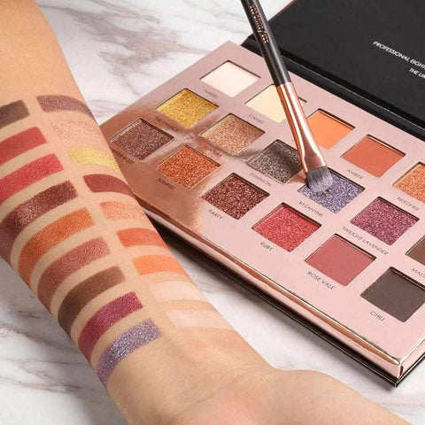 Image of TWILIGHT 18 Highly Pigmented Glitter Eye Shadow